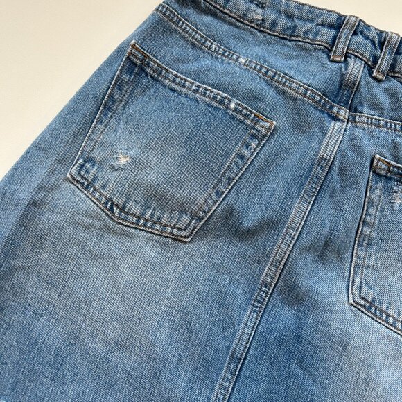 Topshop Blue Denim Mini Skirt with Distressed Hem - Picture 4 of 5
